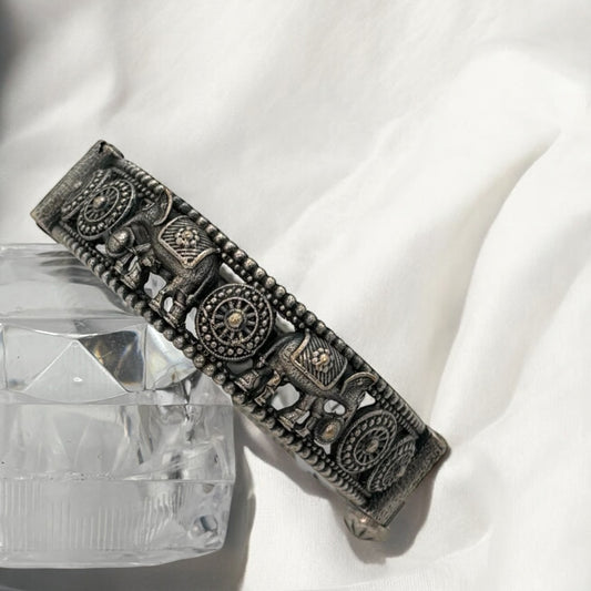 Silver oxidized openable handcrafted kada/bracelet.