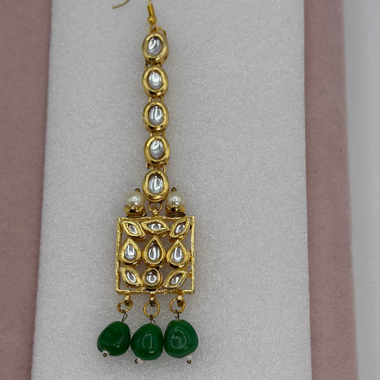 Gold plated kundan matha tikka