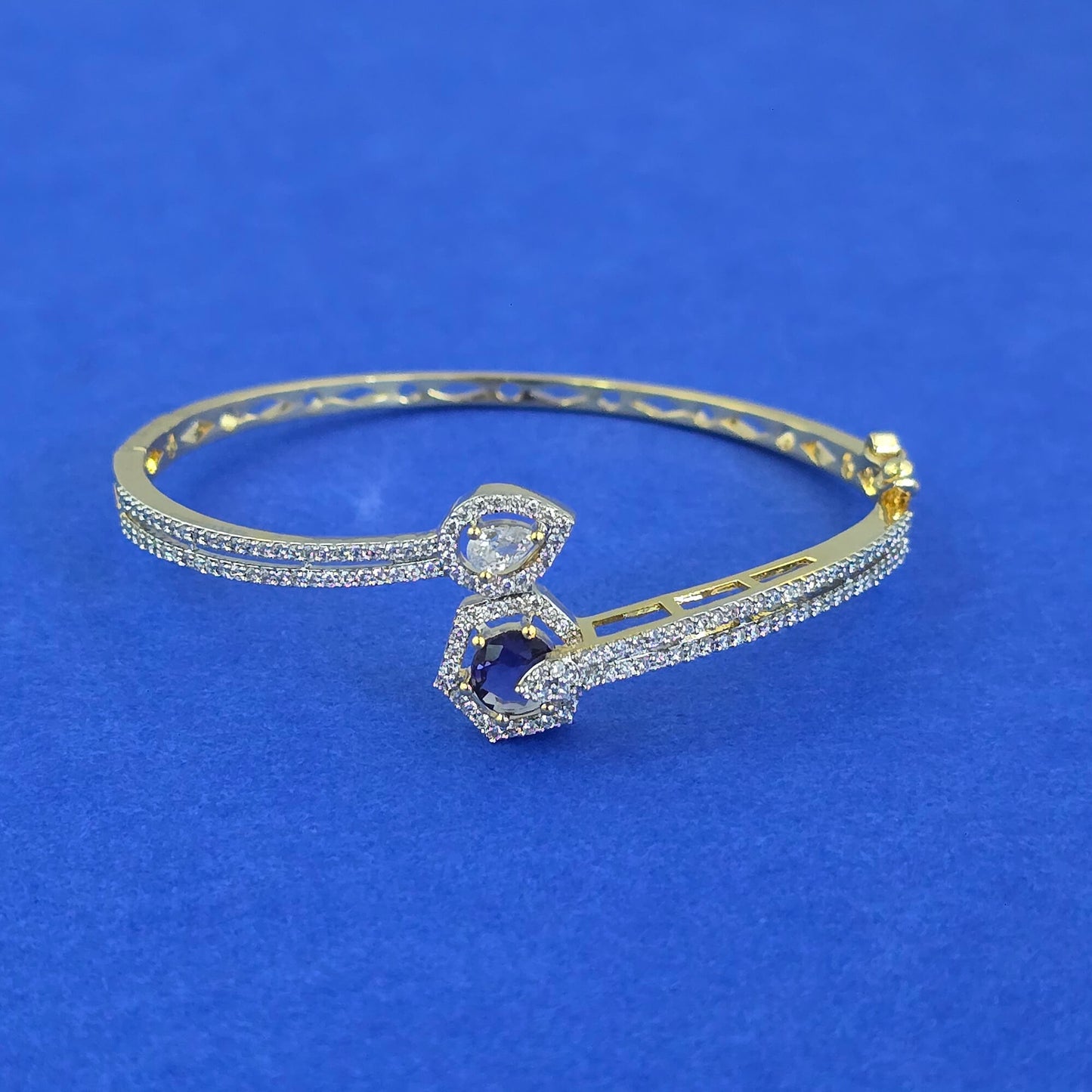 American Diamond openable bracelet with 2tone plating