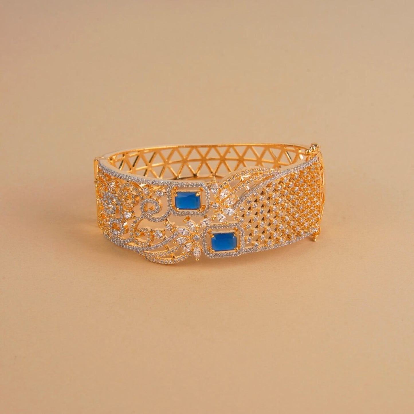 Gold plated American Diamond openable bracelet