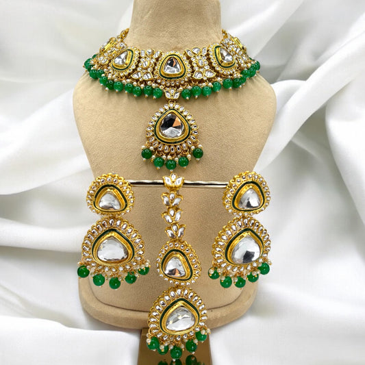 Green big kundan stones necklace set