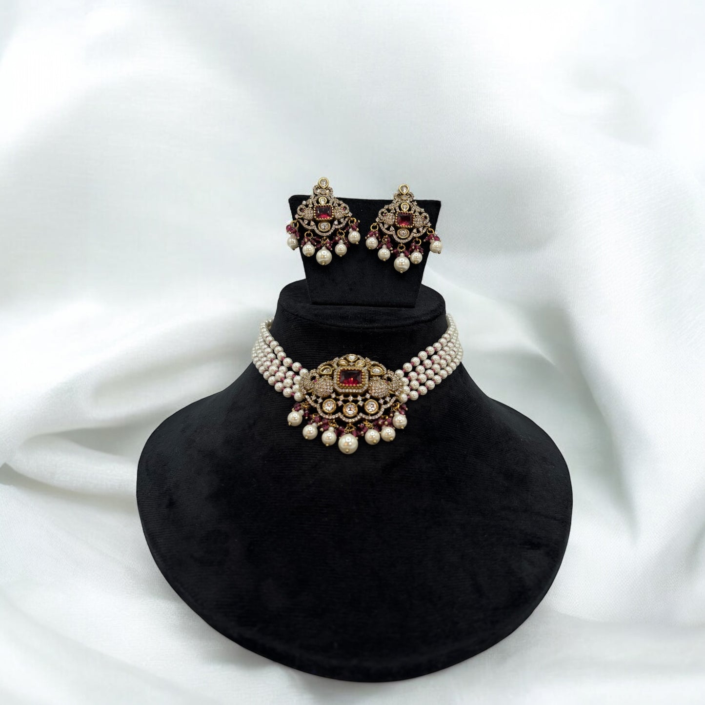 Premium quality Victoria polish moissanite and kundan choker set