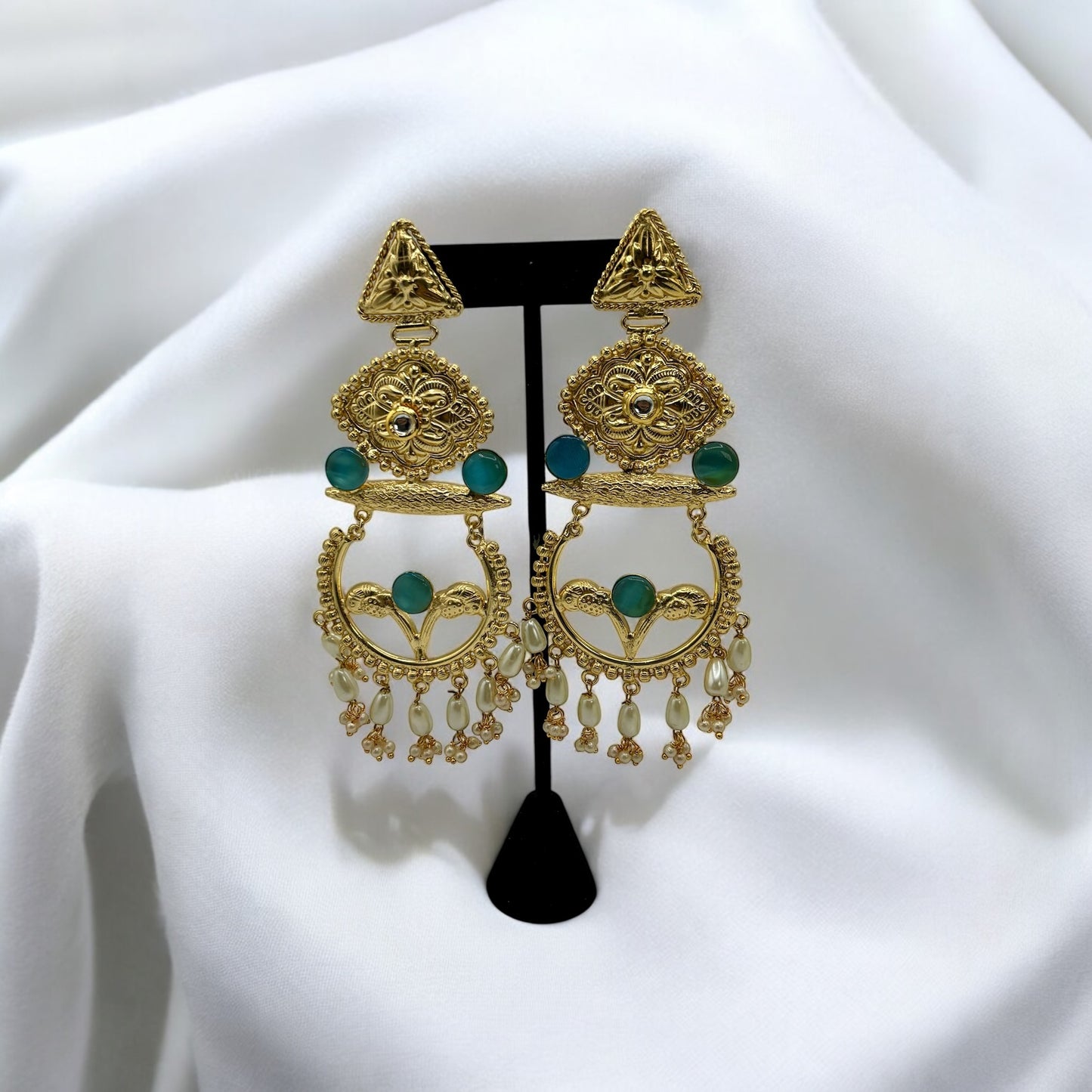Fusion pink golden earrings