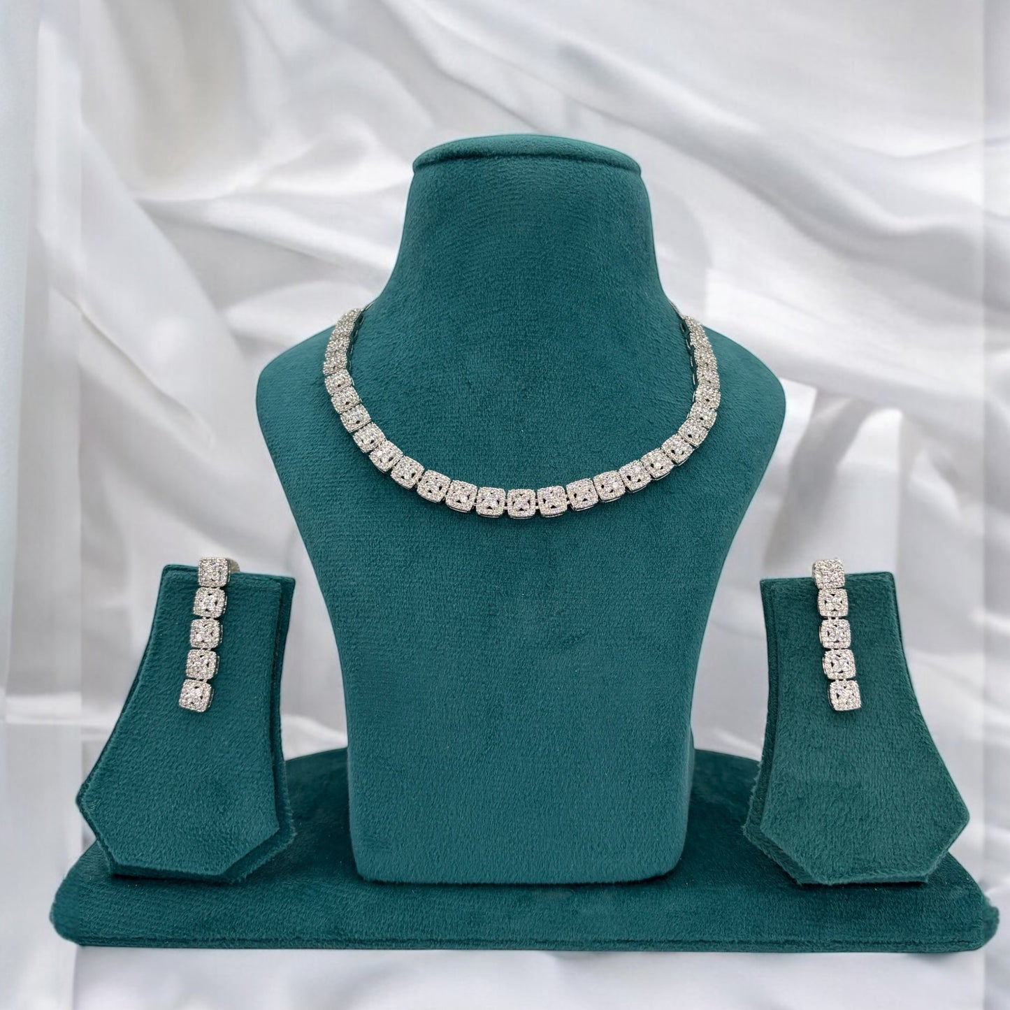 White AD necklace set