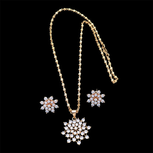 Gold plated chain pendant set