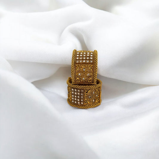Antique gold kadas