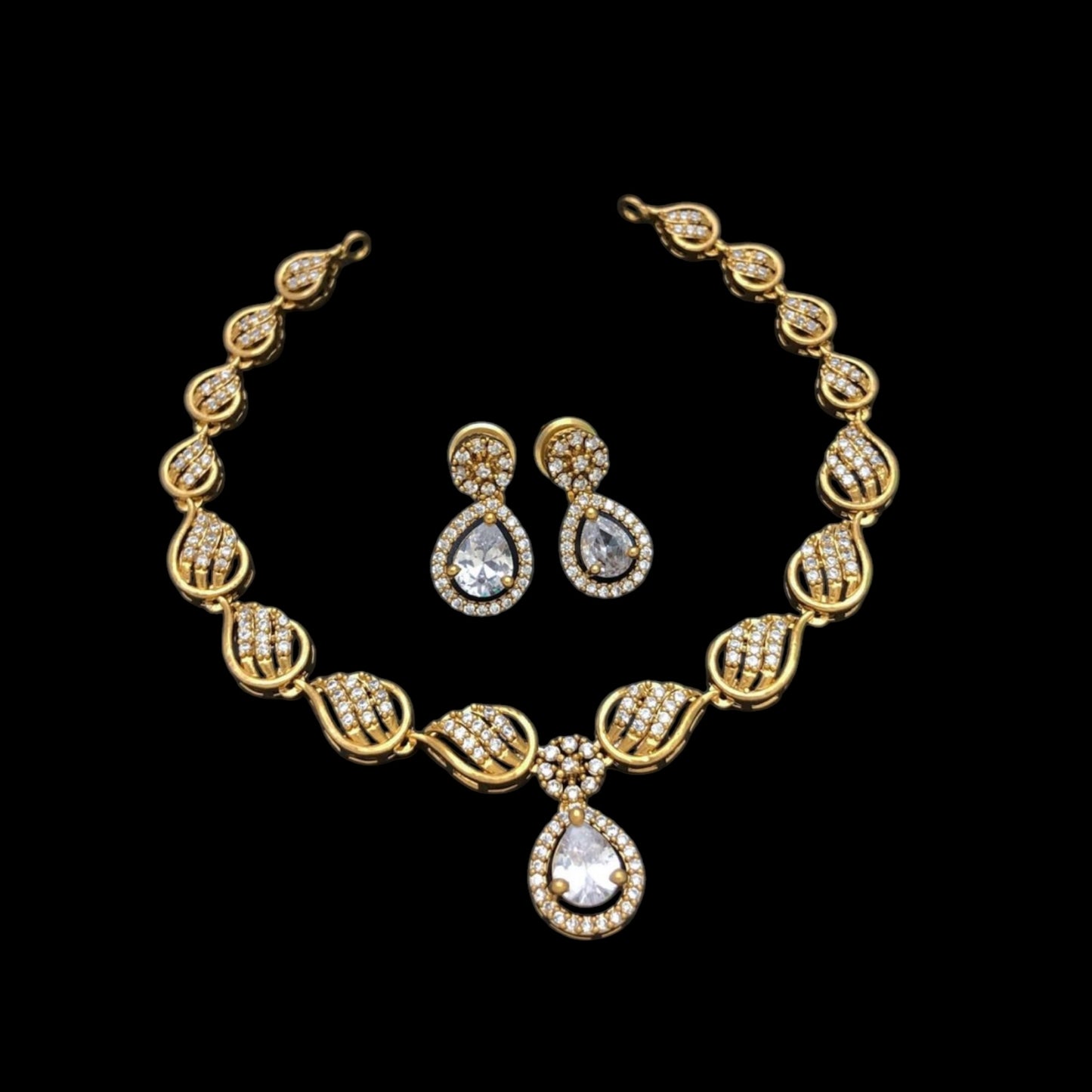 Matte finish gold plated necklace set