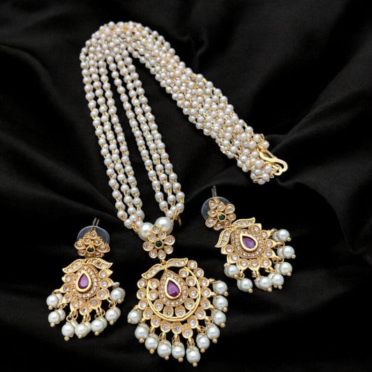 Gold plated necklace set