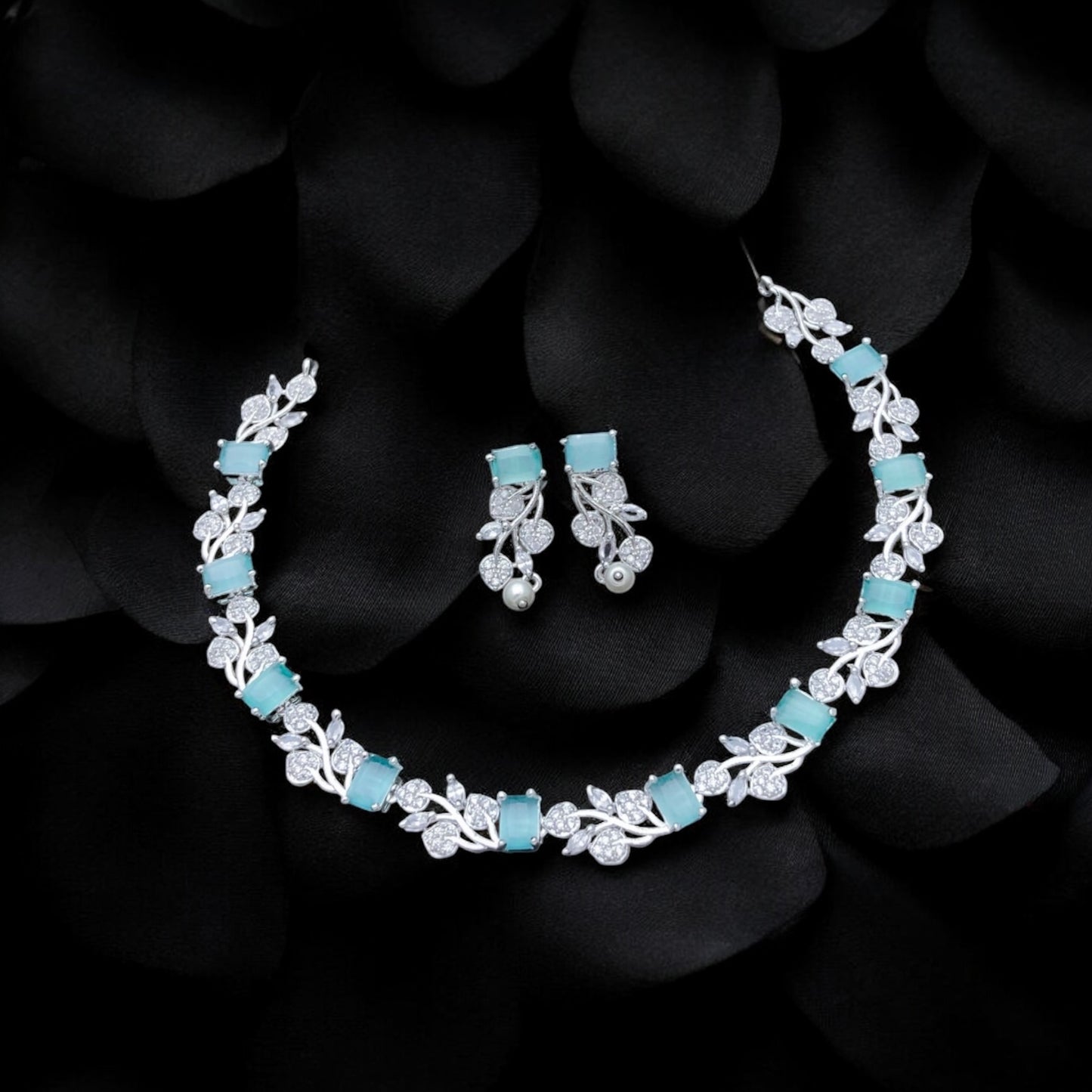 Silver AD necklace set