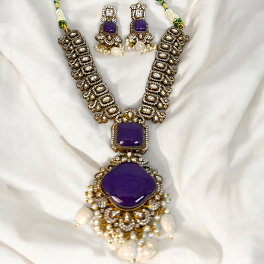 Purple necklace set