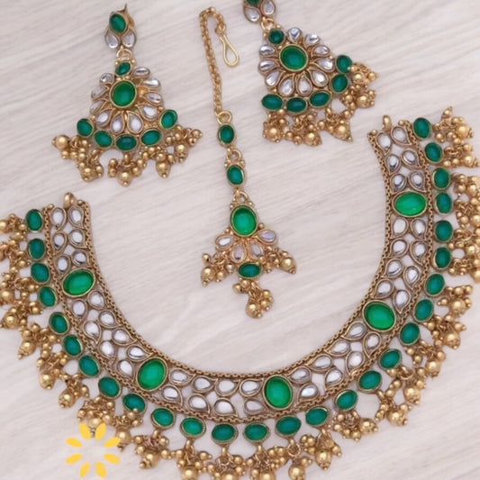 Matte gold plated green necklace set