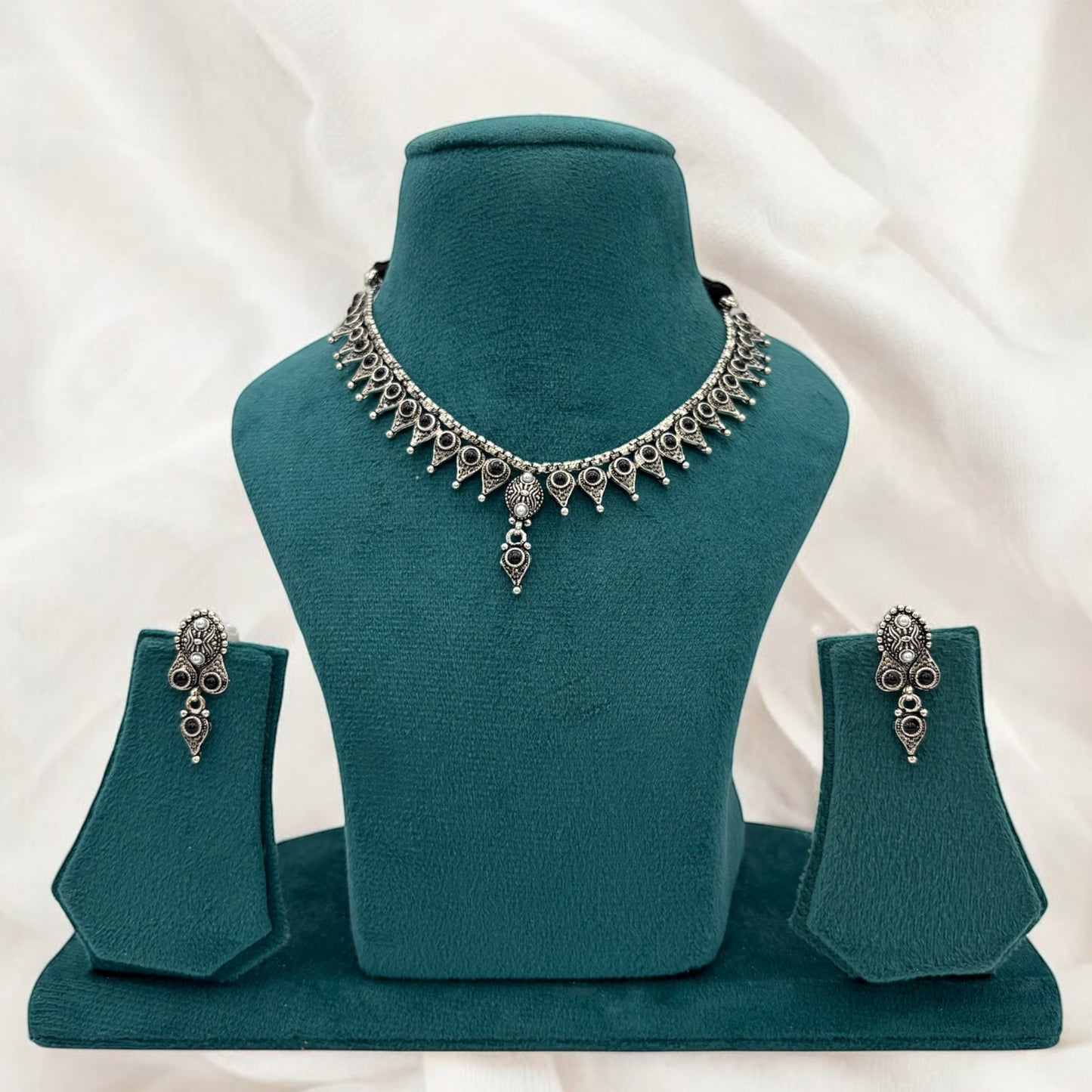 Oxidized necklace set