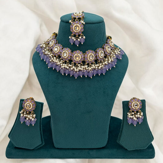 Beads necklace set with mang tikka