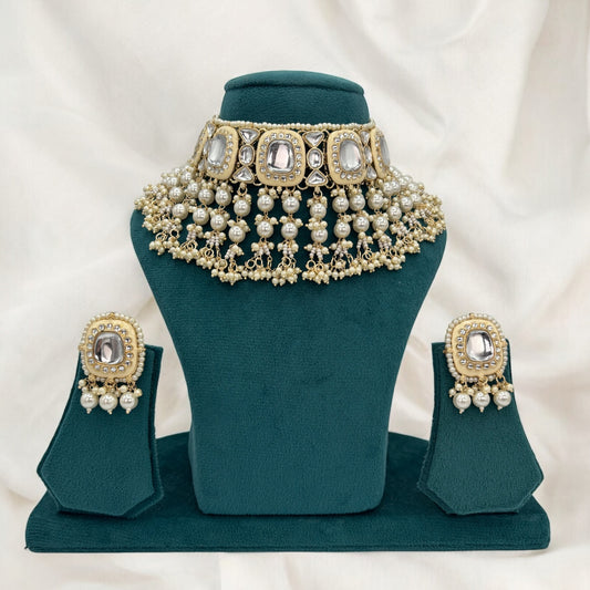 Kundan choker set