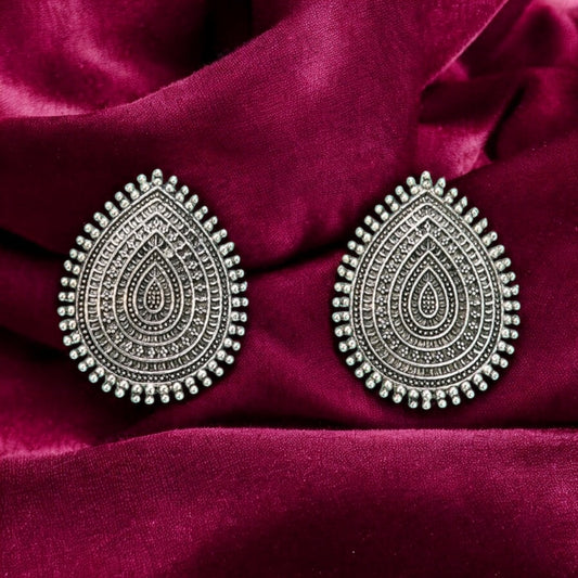 Silver oxidized stuy