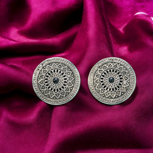 Silver oxidized studs