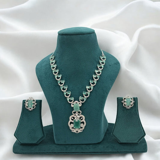Pastel green necklace set