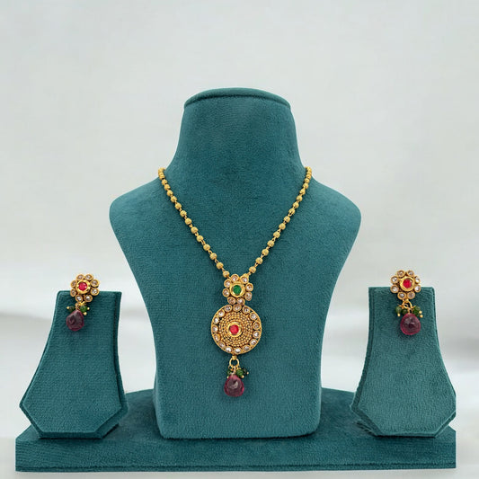 Gold plated polki chain pendant set