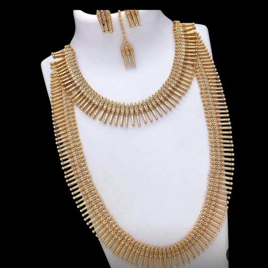 Matte finish gold plated combo set with matha tikka