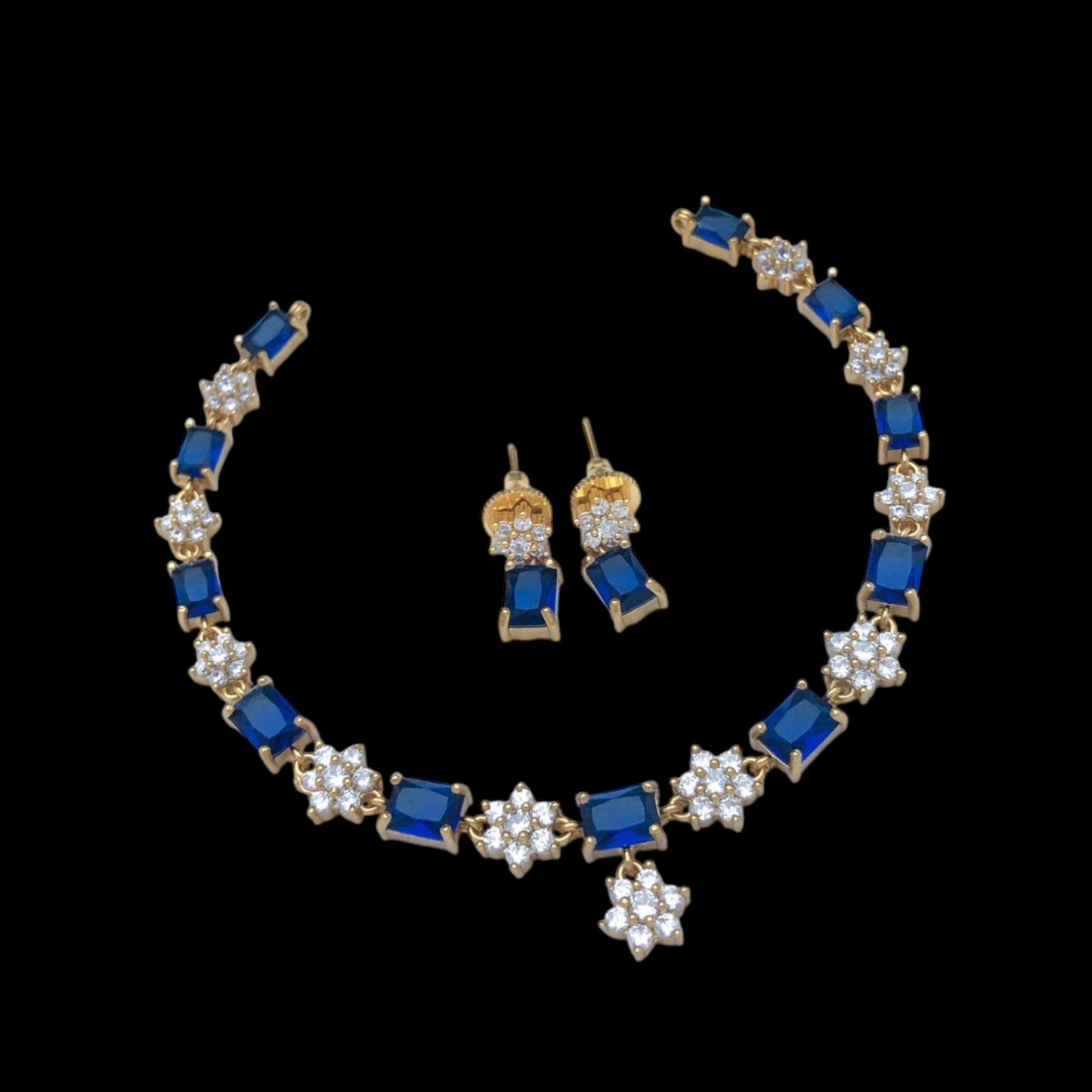 Simple gold plated with matte finish necklace  set